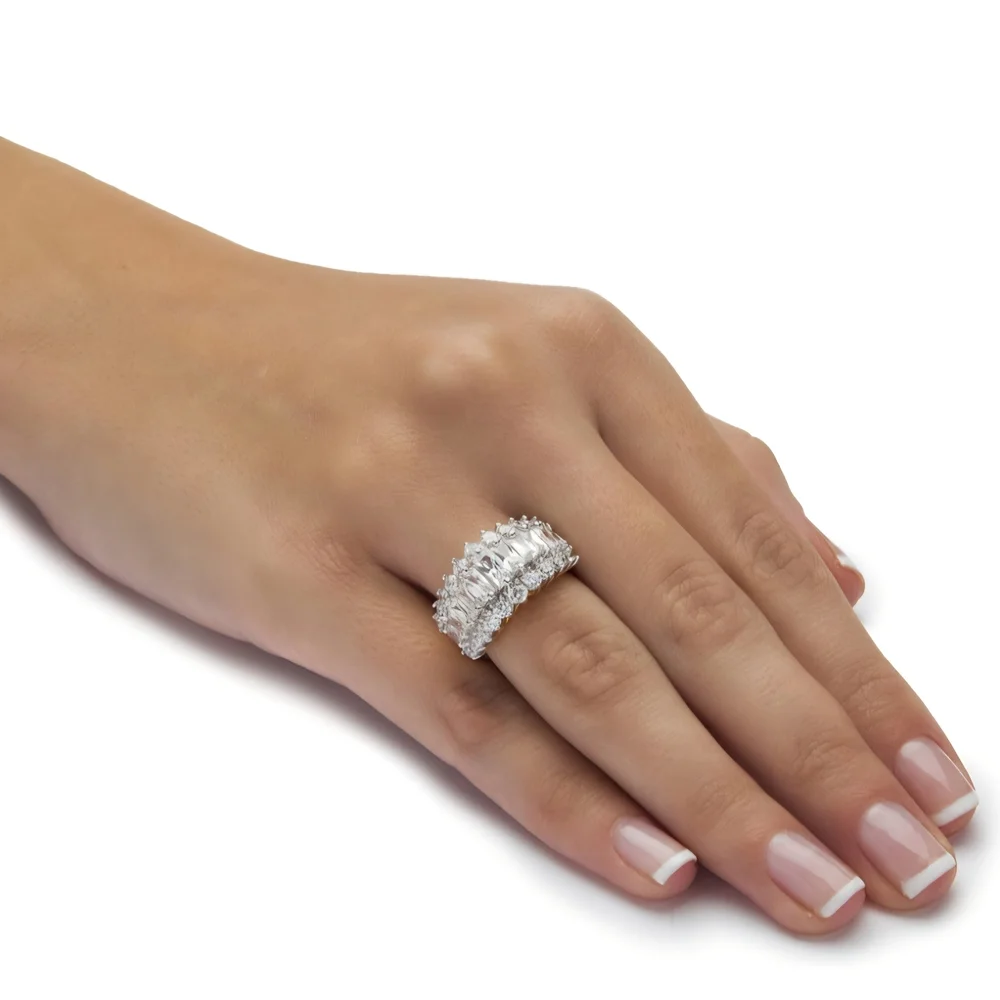 Elegant Gold and Silver Women's Ring - Picture 3 of 3